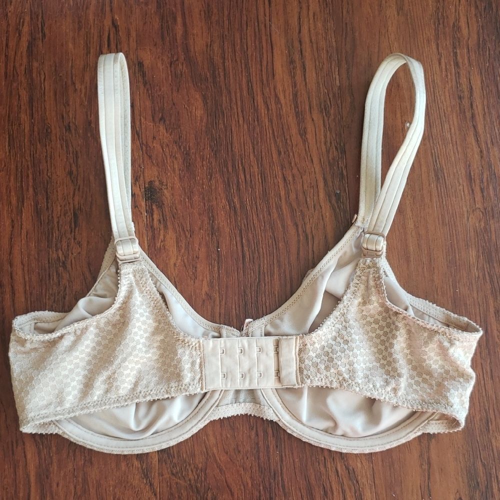 Chantelle Beige Nude Lace Bra Size 34DD Chic Feminine - Picture 4 of 6